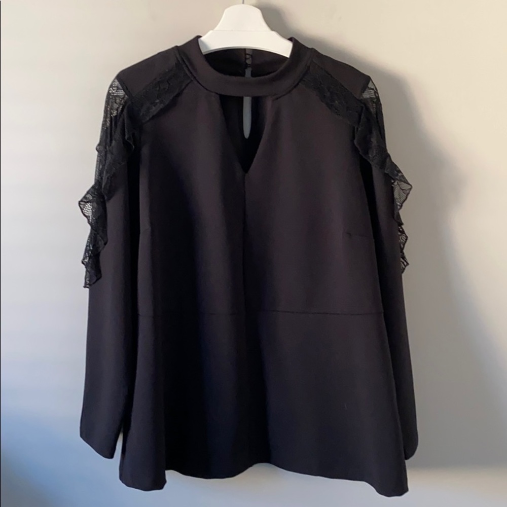 NWOT Michel Studio Lace Ruffle Shoulder Top